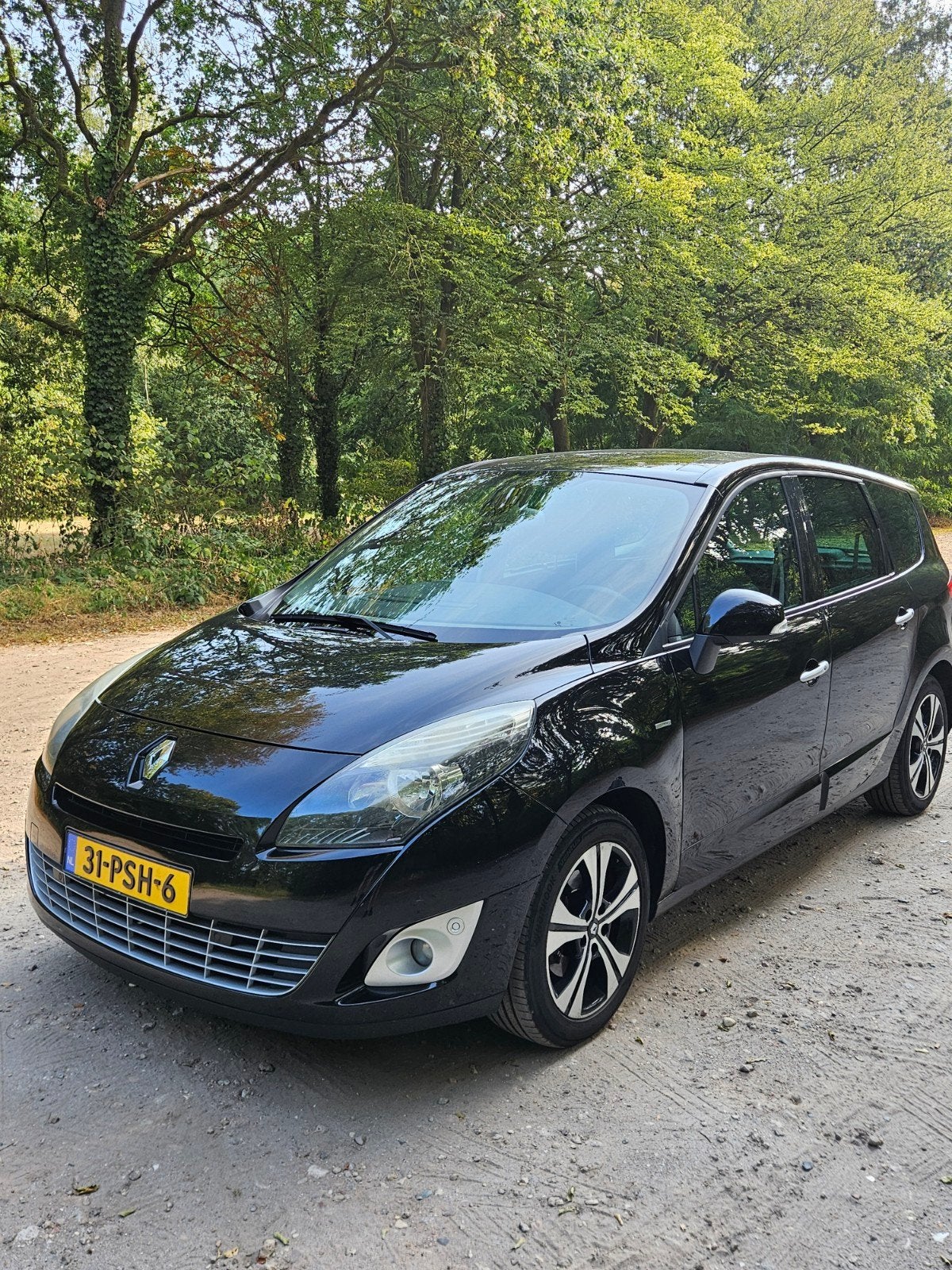 Renault Grand Scenic 1.4 TCE 96KW 7P 2011 Zwart, Auto's, Voorwielaandrijving, 4 cilinders, 7 stoelen, Zwart