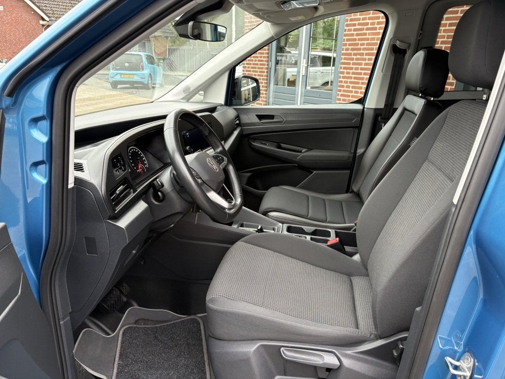 Volkswagen Caddy 1.5 TSI 5-persoons Draaistoel Rechts Invali, Automaat, 12 maanden, Stof, Overige modellen