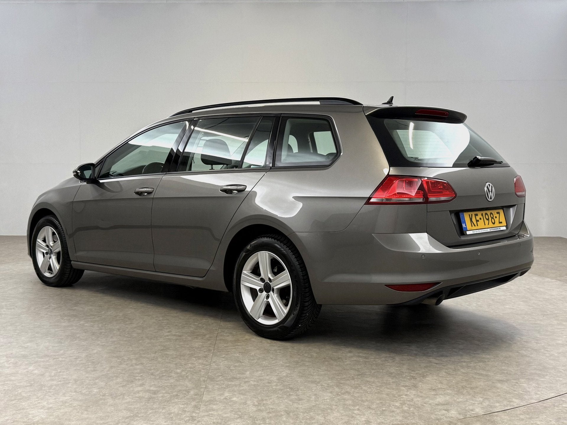 Volkswagen Golf 1.6 TDI Business Edition | DSG | Clima | Cru, Stof, Gebruikt, Euro 6, 4 cilinders