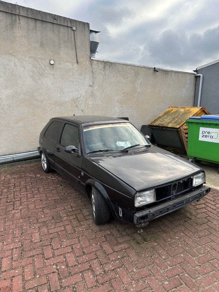 vw golf 1.8 16v, Auto's, Voorwielaandrijving, Stof, Zwart, Volkswagen