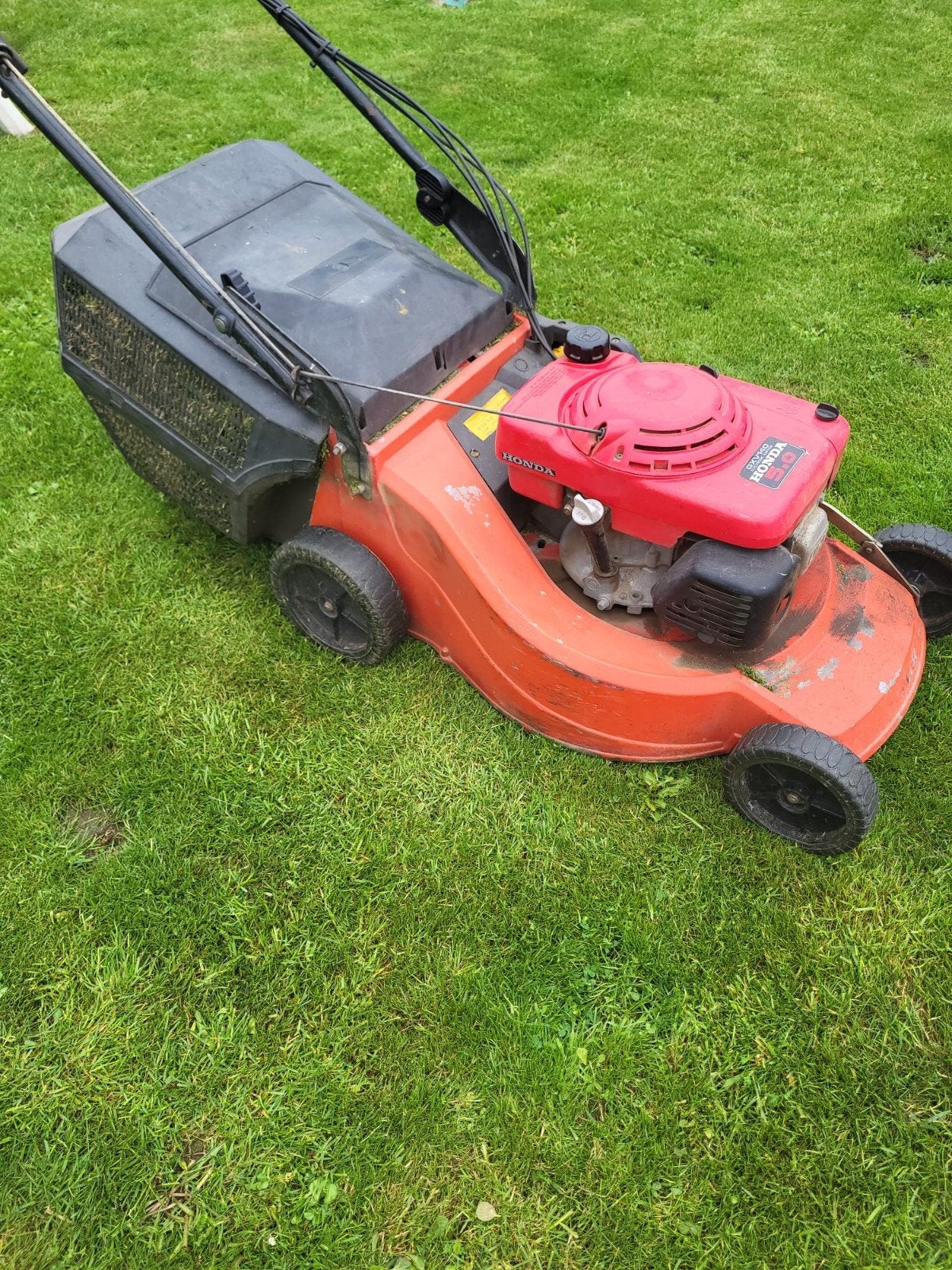 Honda GXV140 Benzine Grasmaaier - Krachtig en Betrouwbaar, Tuin en Terras, Grasmaaiers, Ophalen, Cirkelmaaier, Honda, Gebruikt