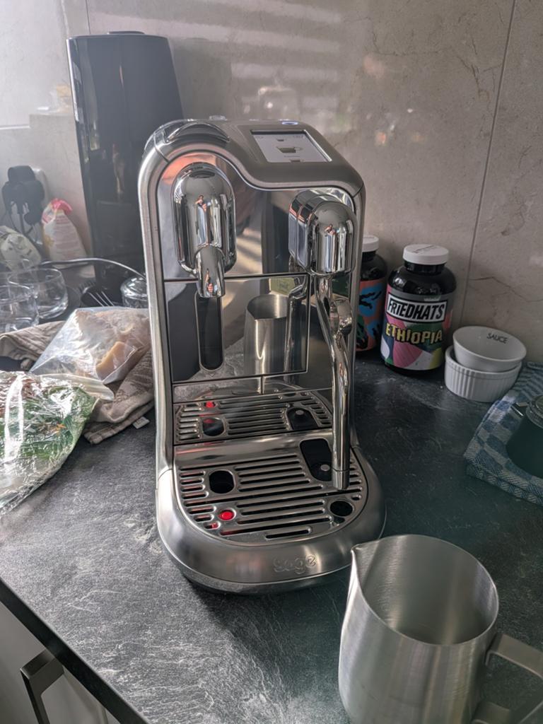 Nespresso Creatista Pro - Zo goed als nieuw, Koffiepads en cups, Espresso apparaat, Ophalen of Verzenden, Zo goed als nieuw