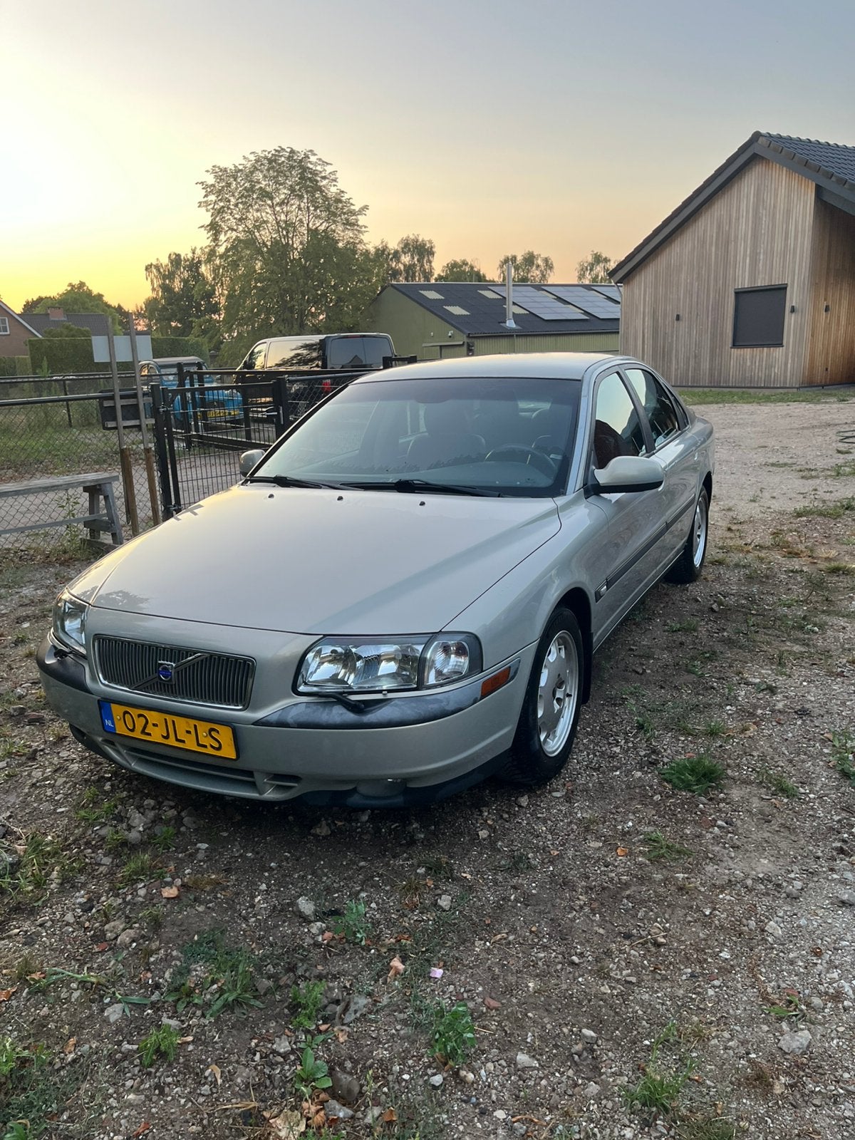 Volvo S80 2.4 170PK AUT 2002 Beige, Auto's, Volvo, Particulier, S80, ABS, Achteruitrijcamera, Airconditioning, Alarm, Android Auto