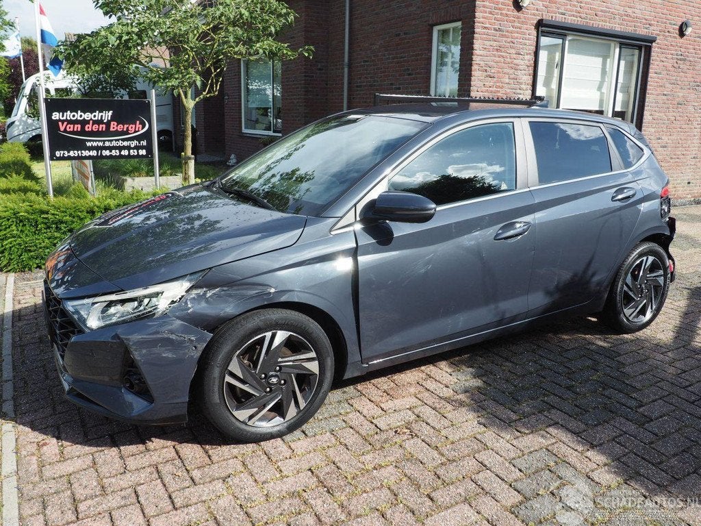 Hyundai i20 1.0 T-gdi Premium Automaat (bj 2022), Auto diversen, Schadeauto's, Automaat, Hyundai Motor Deutschland GmbH, Kaiserleipromenade 5 ,63067, Offenbach am Main, Deutschland