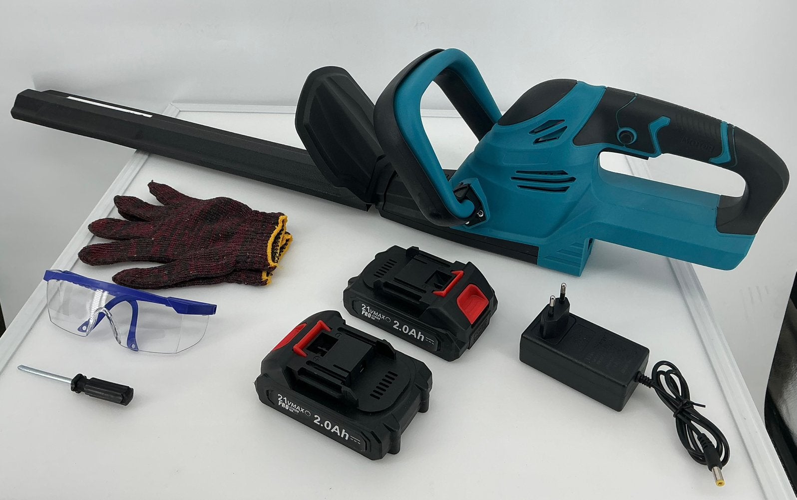 Heggenschaar.Nieuw.Werkt op Makita18v LXT accu. € 55,00, Tuin en Terras, Heggenscharen, Ophalen of Verzenden, Nieuw, Accu
