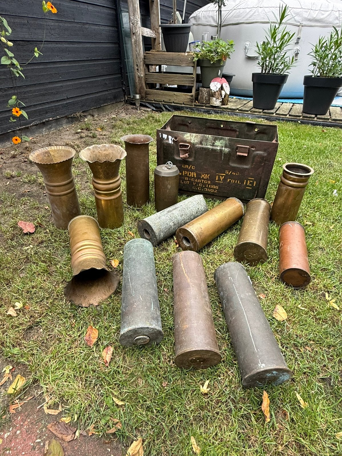 Lotje hulzen +. Kistje zonder deksel, Verzamelen, Ophalen of Verzenden, Landmacht, Engeland, Hulzen of Bodemvondsten