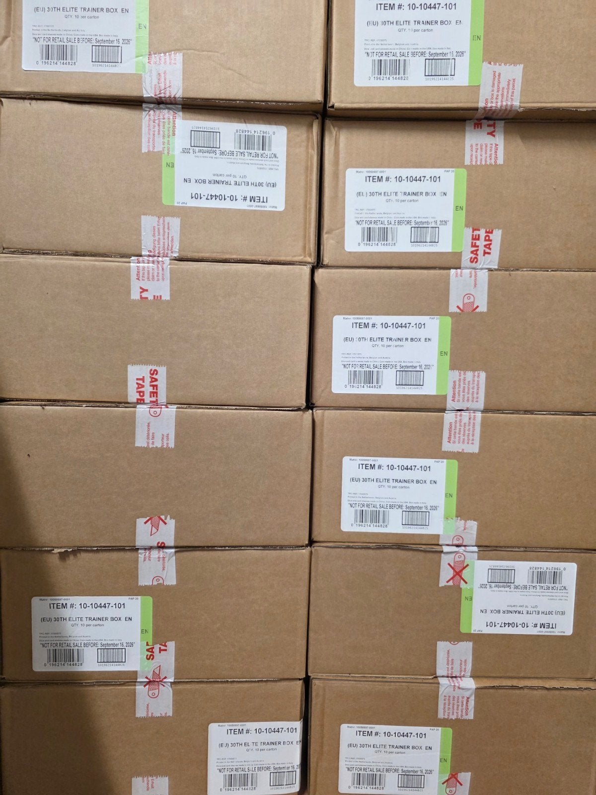 !!! OP VOORRAAD!!! 30th Elite Trainer Box CASE sealed mint, Ophalen of Verzenden, Nieuw, Boosterbox, Foil