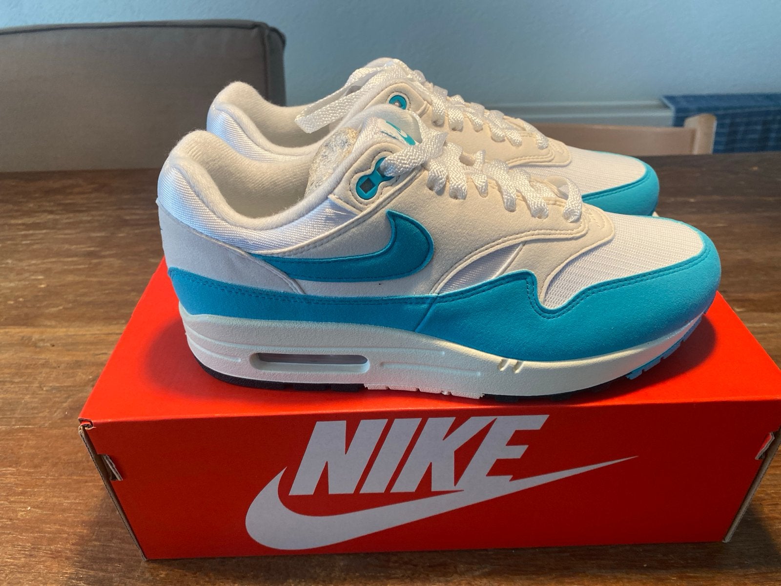Nike Air Max 1 '87 Witte/Blauwe Sneakers - Maat 40, Ophalen of Verzenden, Nieuw, Wit, Sneakers of Gympen