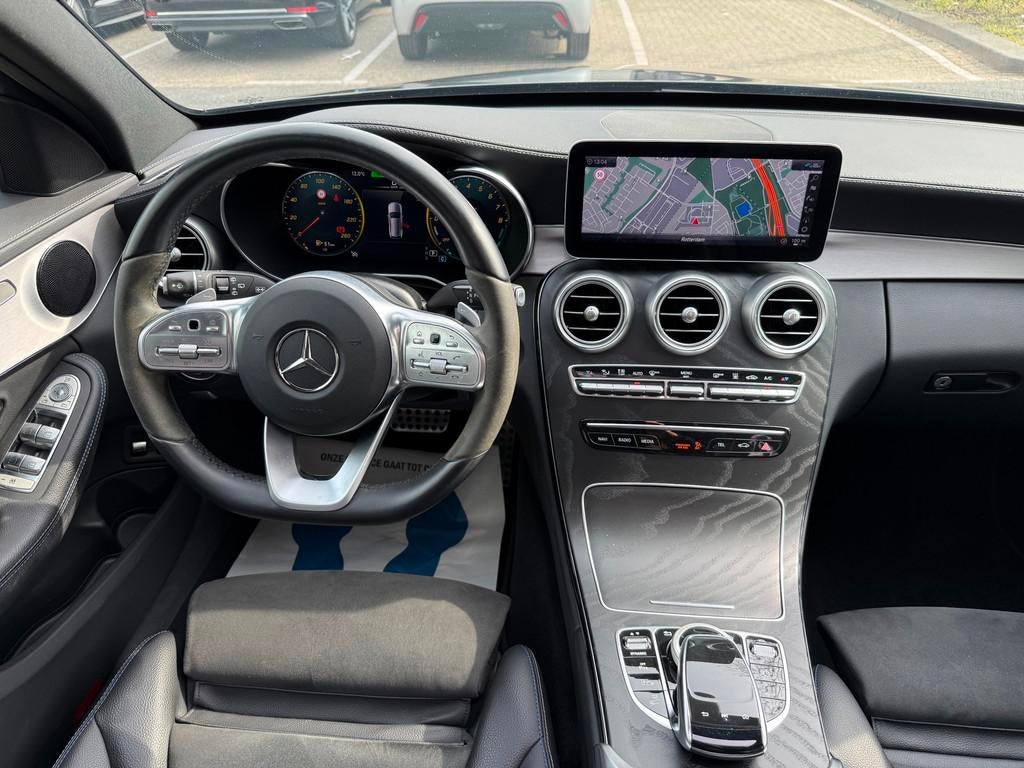 Mercedes-Benz C-klasse Estate 300 e AMG 360º/LEER/NAVI/PANO, 12 maanden, Achterwielaandrijving, Hybride Elektrisch/Benzine, 13 kWh
