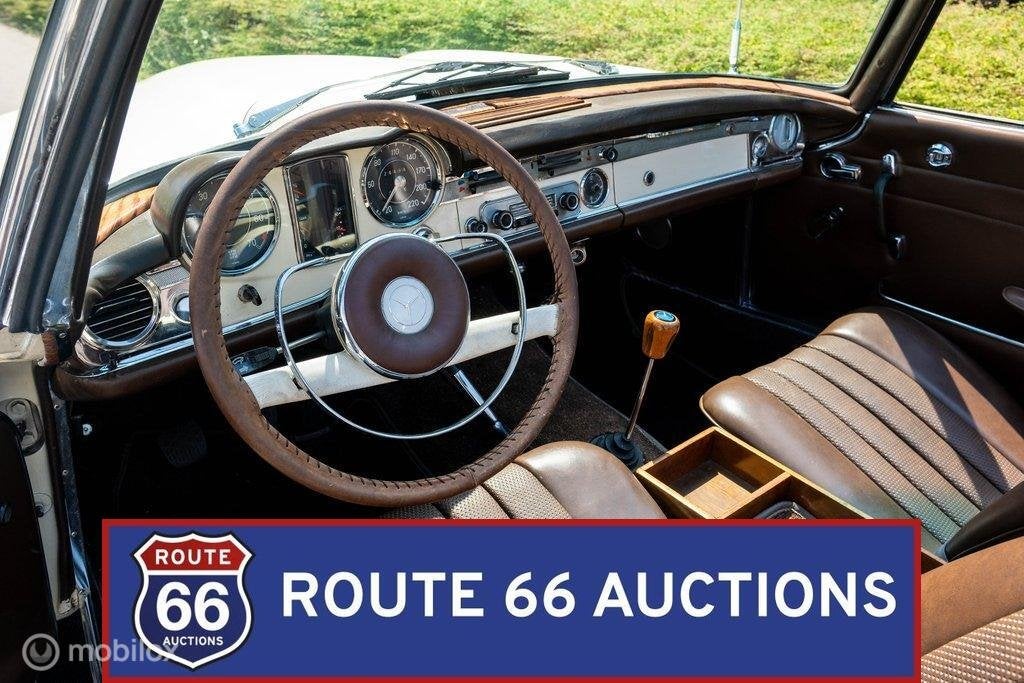 Mercedes-Benz 230 SL Pagode | 1966 | Route 66 Auctions, Overige carrosserieën, Zwart, Mercedes-Benz, Bedrijf