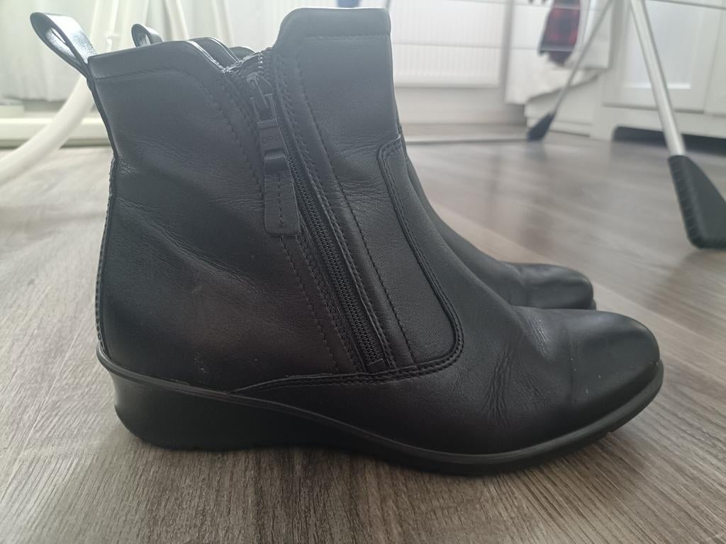 Ecco laarsjes mt. 39, Kleding | Dames, Schoenen, Ecco, Zwart, Lage of Enkellaarzen, Ophalen of Verzenden