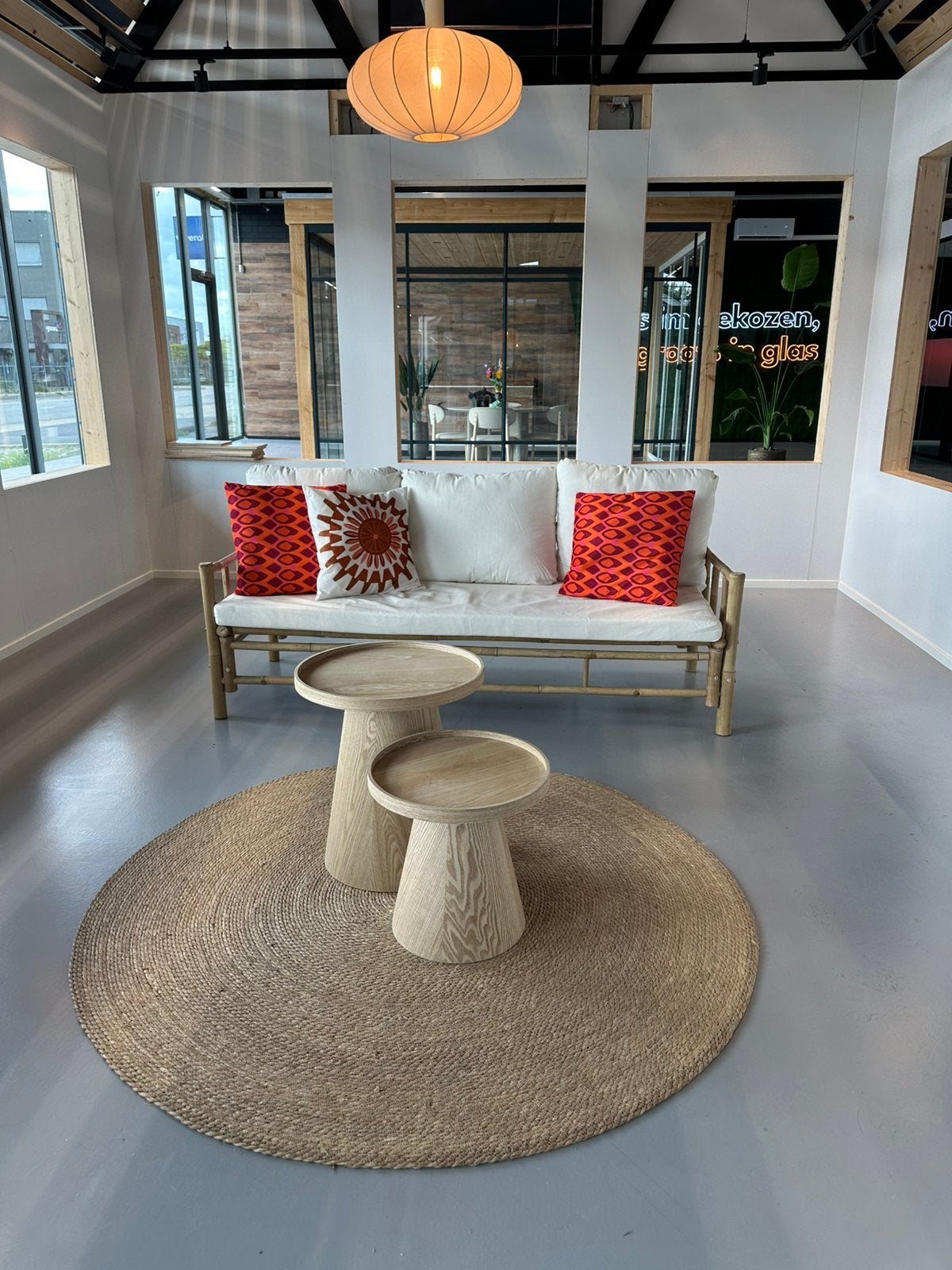 Bamboe tuinbankje met bijzettafel set, Tuin en Terras, Tuinsets en Loungesets, Overige materialen, Bijzettafel, Zo goed als nieuw