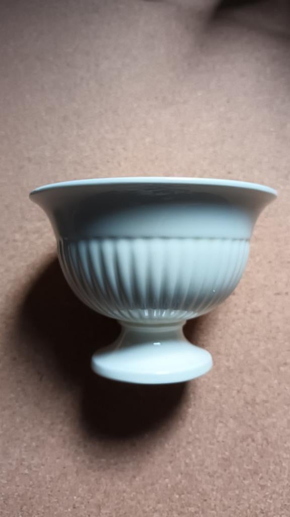 Wedgwood Edme, Ophalen of Verzenden