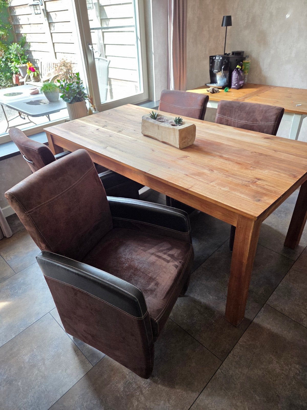Set van 4 bruine eetkamerstoelen met armleuningen, Huis en Inrichting, Ophalen, Modern, Comfortabel, Gebruikt, Bruin