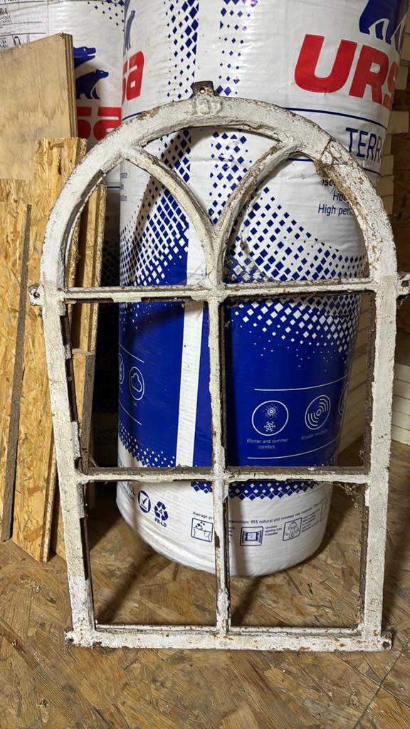 Gietijzeren ramen, Doe-het-zelf en Verbouw, Glas en Ramen, Gevelraam of Ruit, Gebruikt, Minder dan 80 cm, Minder dan 80 cm