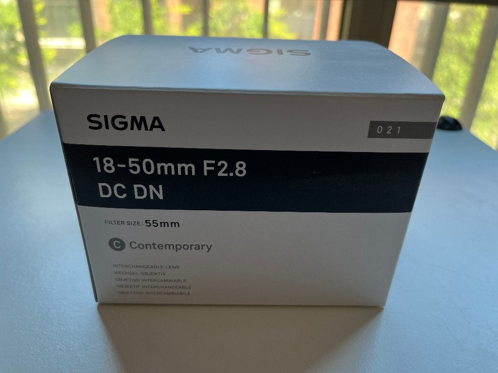 Sigma 18-50mm F2.8 DC DN Fujifilm X-Mount lens (nieuw), Ophalen, Sigma, Nieuw, Standaardlens