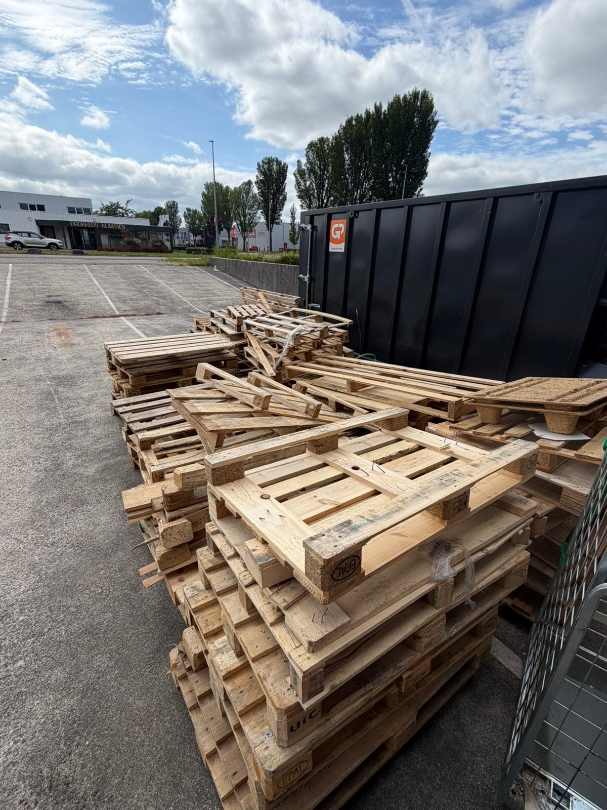 Euro Pallets Stuk | Wegwerppallets | Brandhout | MOET WEG, Doe-het-zelf en Verbouw, Hout en Planken, Ophalen, Gebruikt, 50 mm of meer