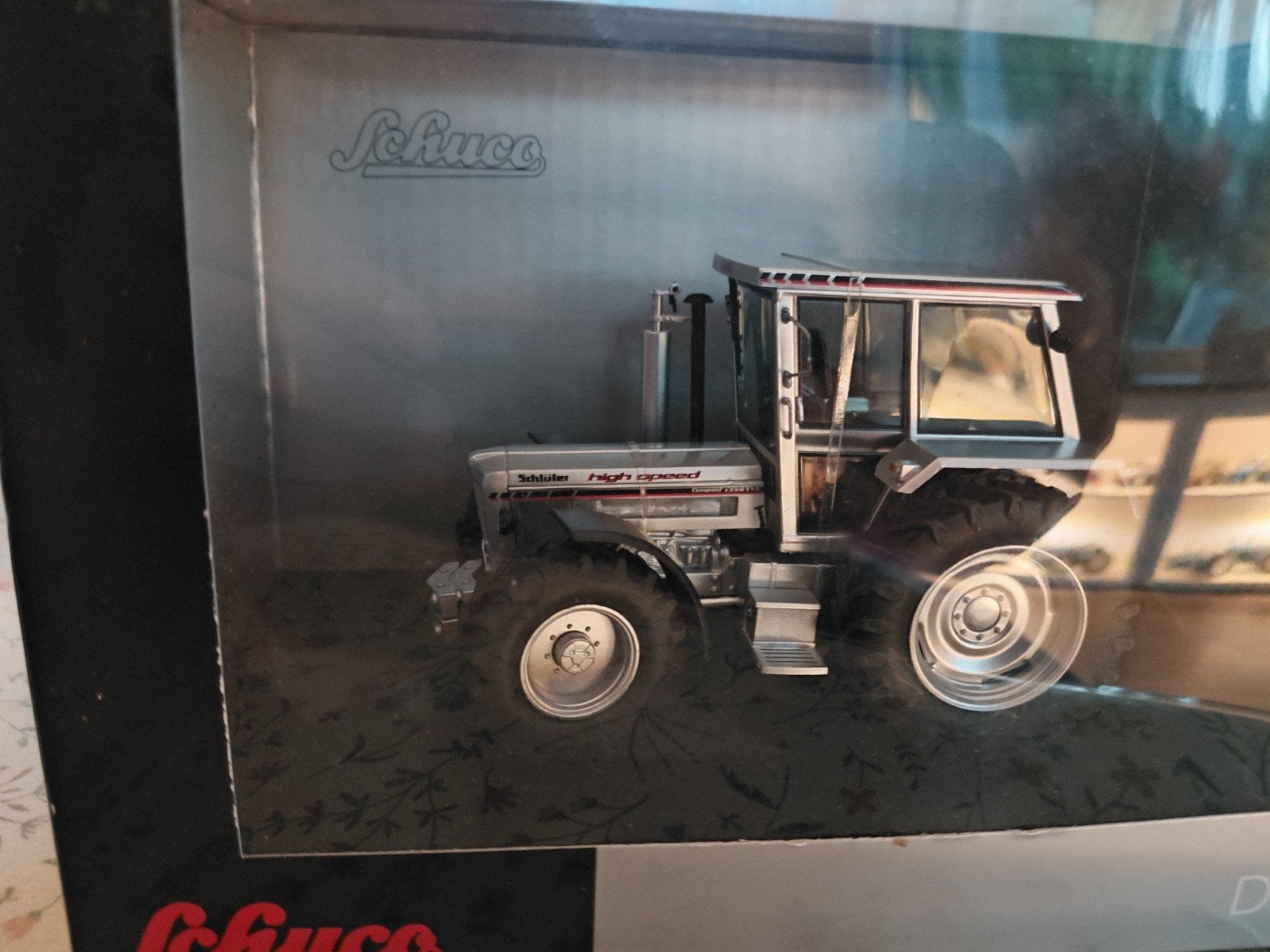 schluter compact zilver editie, Hobby en Vrije tijd, Modelauto's | 1:32, Ophalen, Nieuw, Tractor of Landbouw, Overige merken