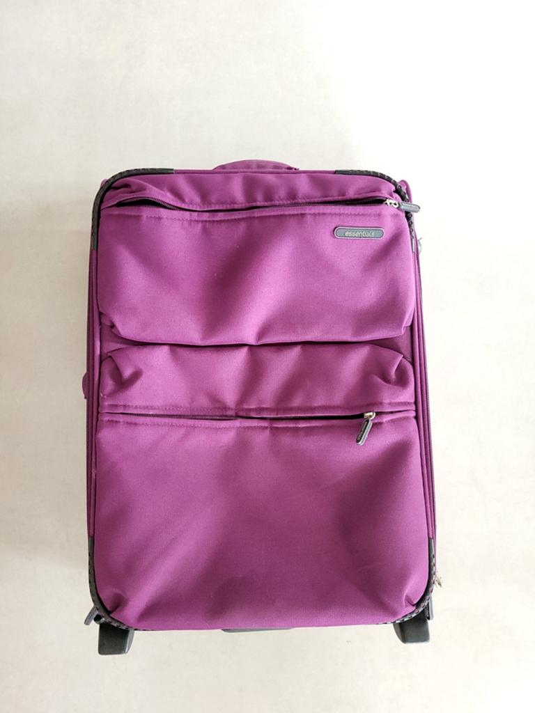 Paarse koffer (handbagage), Gebruikt, 50 tot 60 cm, Hard kunststof, Minder dan 35 cm