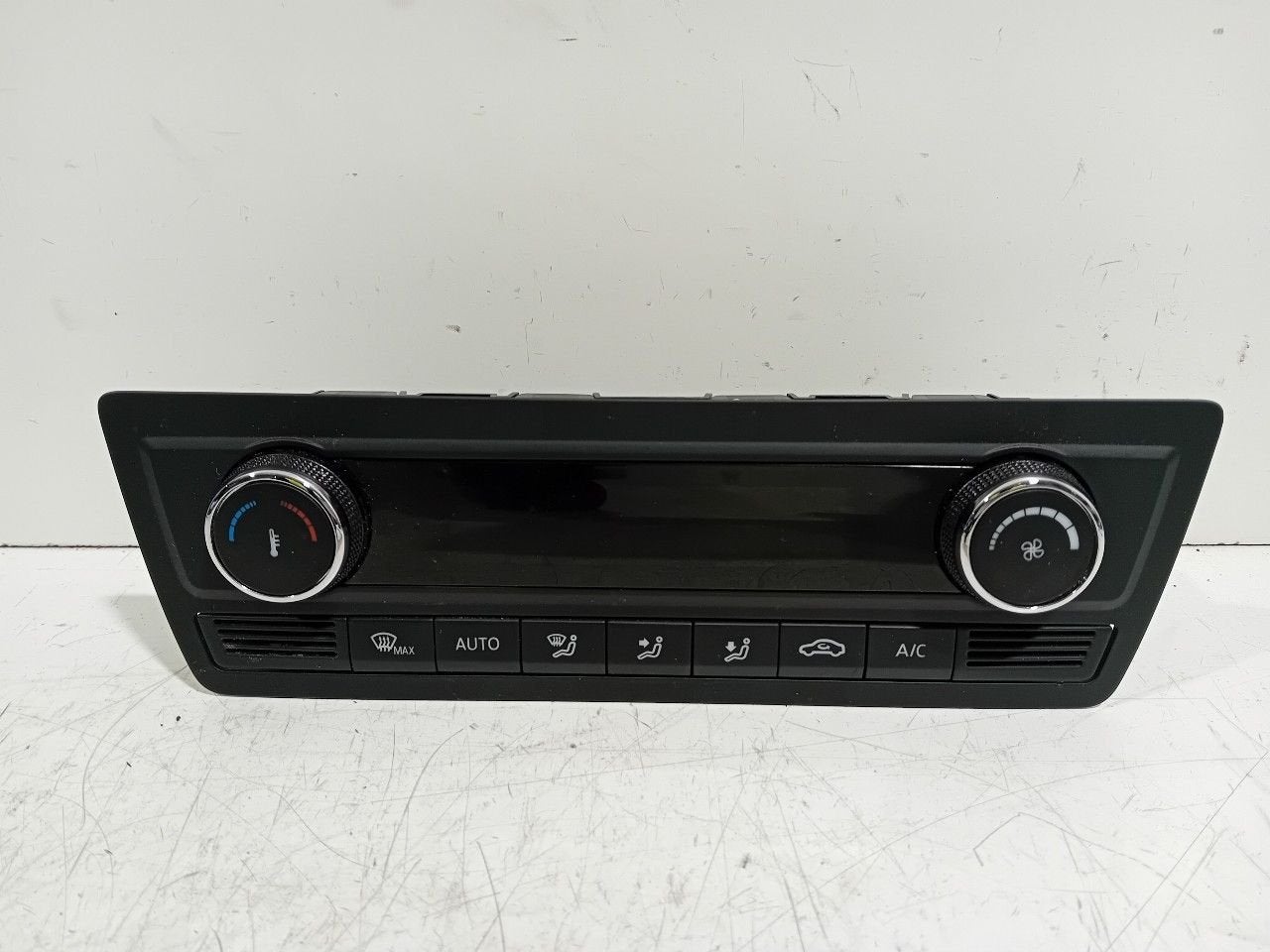 Bedieningspaneel kachel Seat Ibiza, Onderdelen@venauto.nl, Van der Ven Autorecycling B.V., Gebruikt, Ettenseweg 76, 4706 PB Roosendaal, The Netherlands