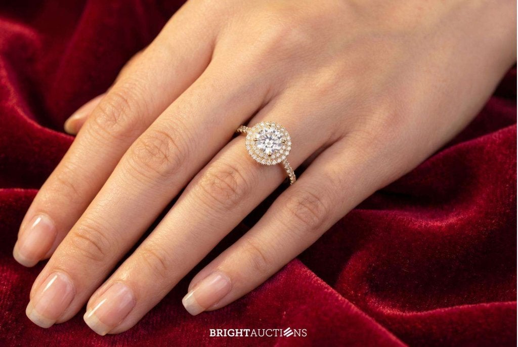 Gouden entourage ring met diamanten en een briljant, Ophalen, Diamant, Wit, Niet ingevuld