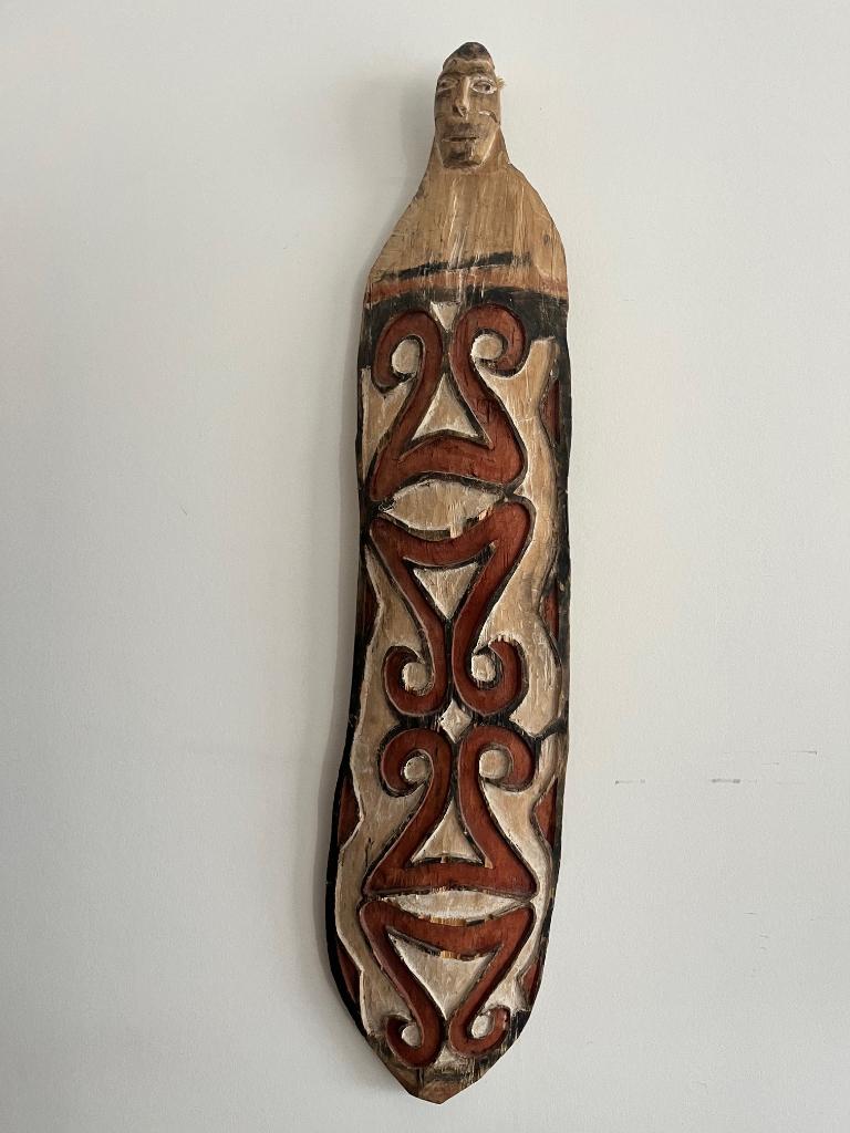 Papoea Nieuw Guinea houten schild, Antiek en Kunst, Ophalen, Overige onderwerpen, Houtsnijwerk, Handgemaakt
