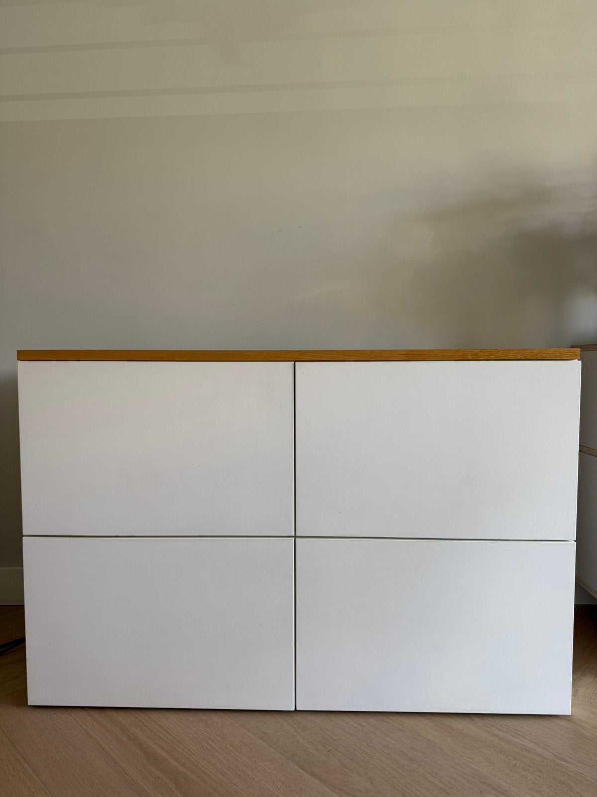 Ikea Besta kasten met houten plank, Ophalen, Gebruikt
