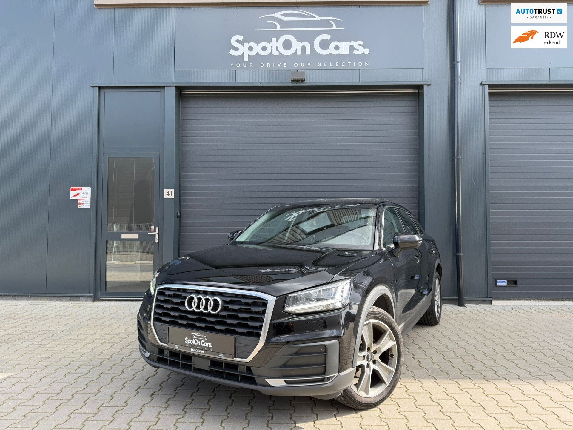 Audi Q2 35 TFSI S Edition AUTOMAAT PANO MATRIX KEYLESS, Auto's, Audi, 4 cilinders, 150 pk, Zwart, Leder