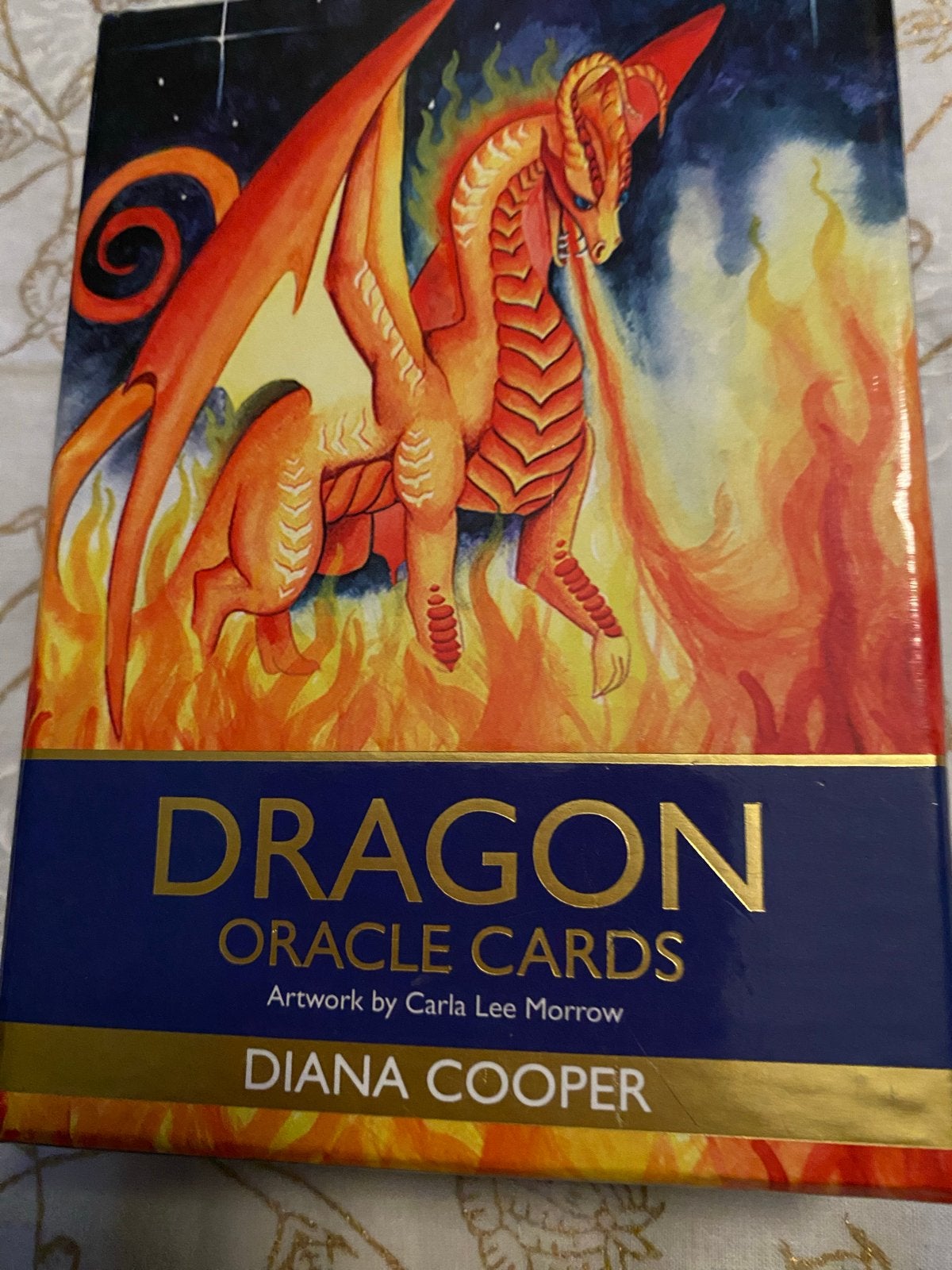 Dragon Oracle Cards Diana Cooper - Zo goed als nieuw, Ophalen of Verzenden, Zo goed als nieuw, Spiritualiteit algemeen, Overige typen
