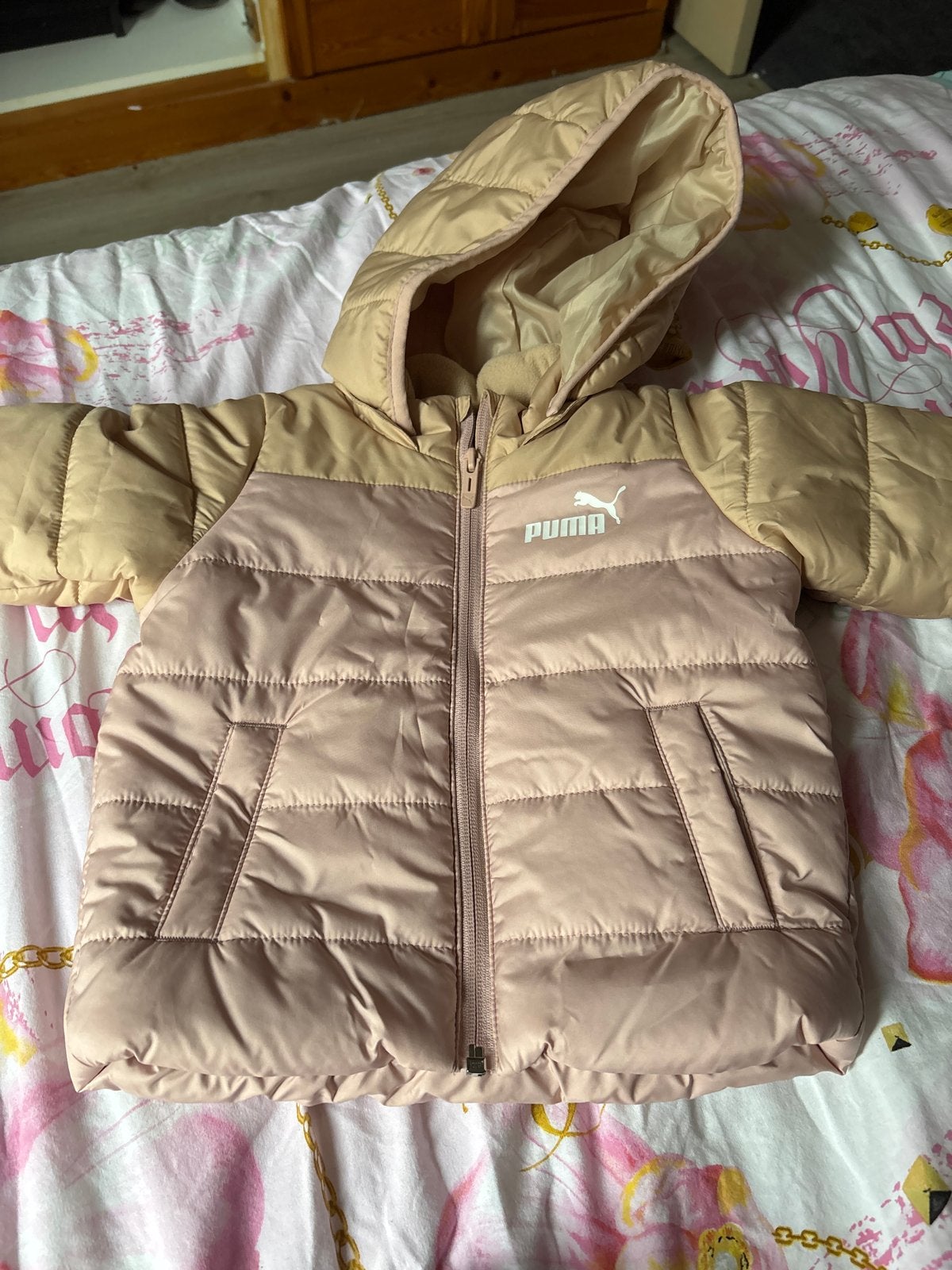 Puma gewatteerde jas voor baby's - Roze/Beige, Kinderen en Baby's, Ophalen, Nieuw, Meisje