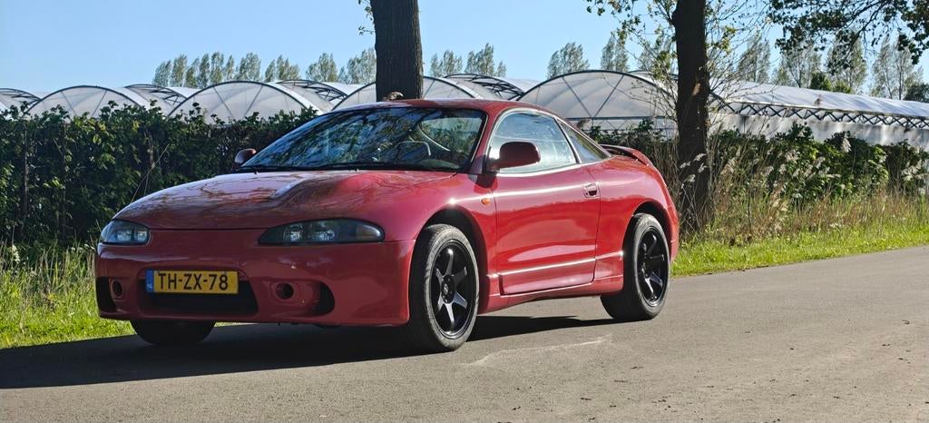 Mitsubishi Eclipse 2.0 GSI 1998 Rood, Voorwielaandrijving, Stof, 1295 kg, 4 stoelen