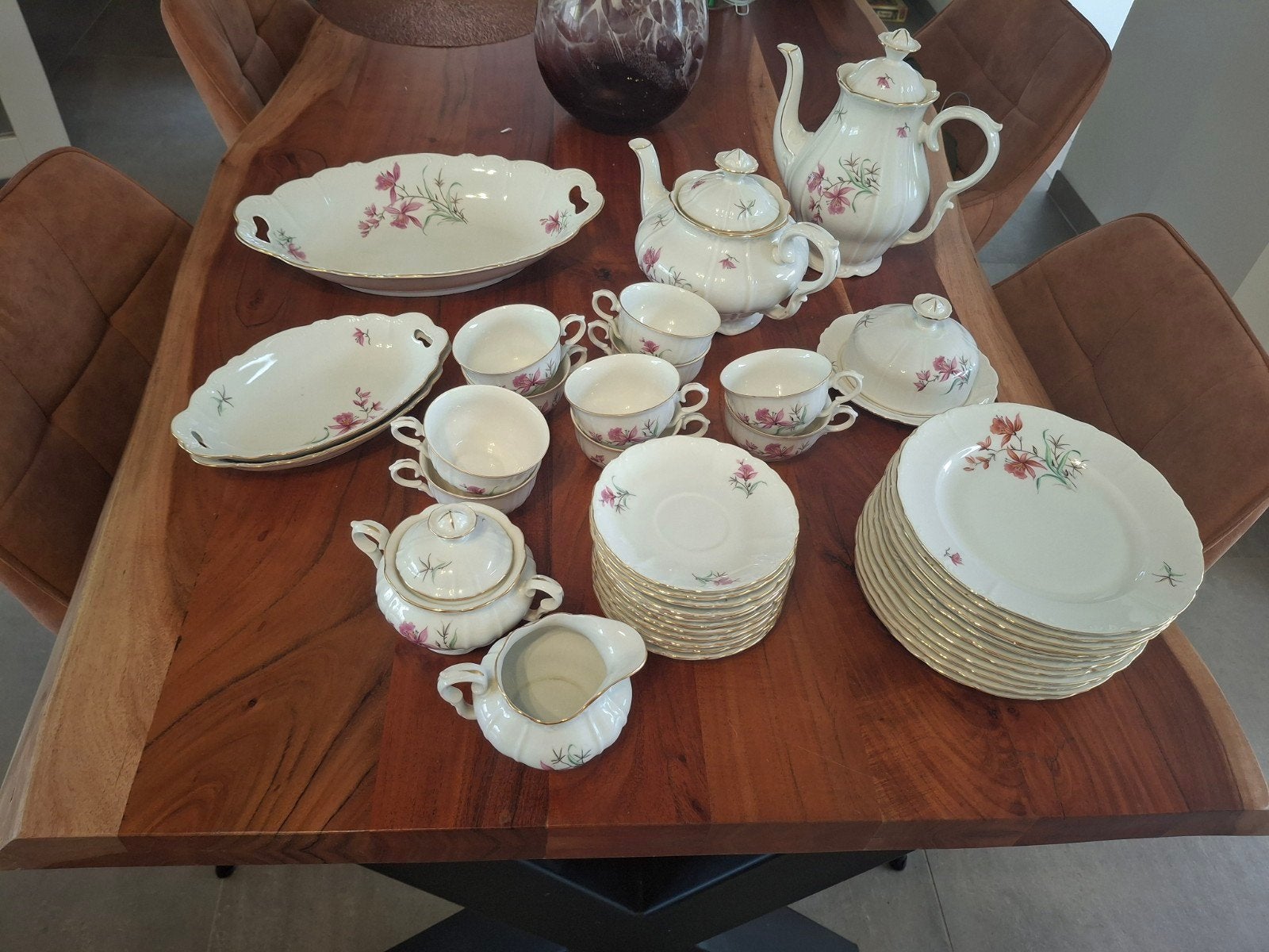 Vintage servies 't Molentje model Lupine - complete set, Antiek en Kunst, Ophalen