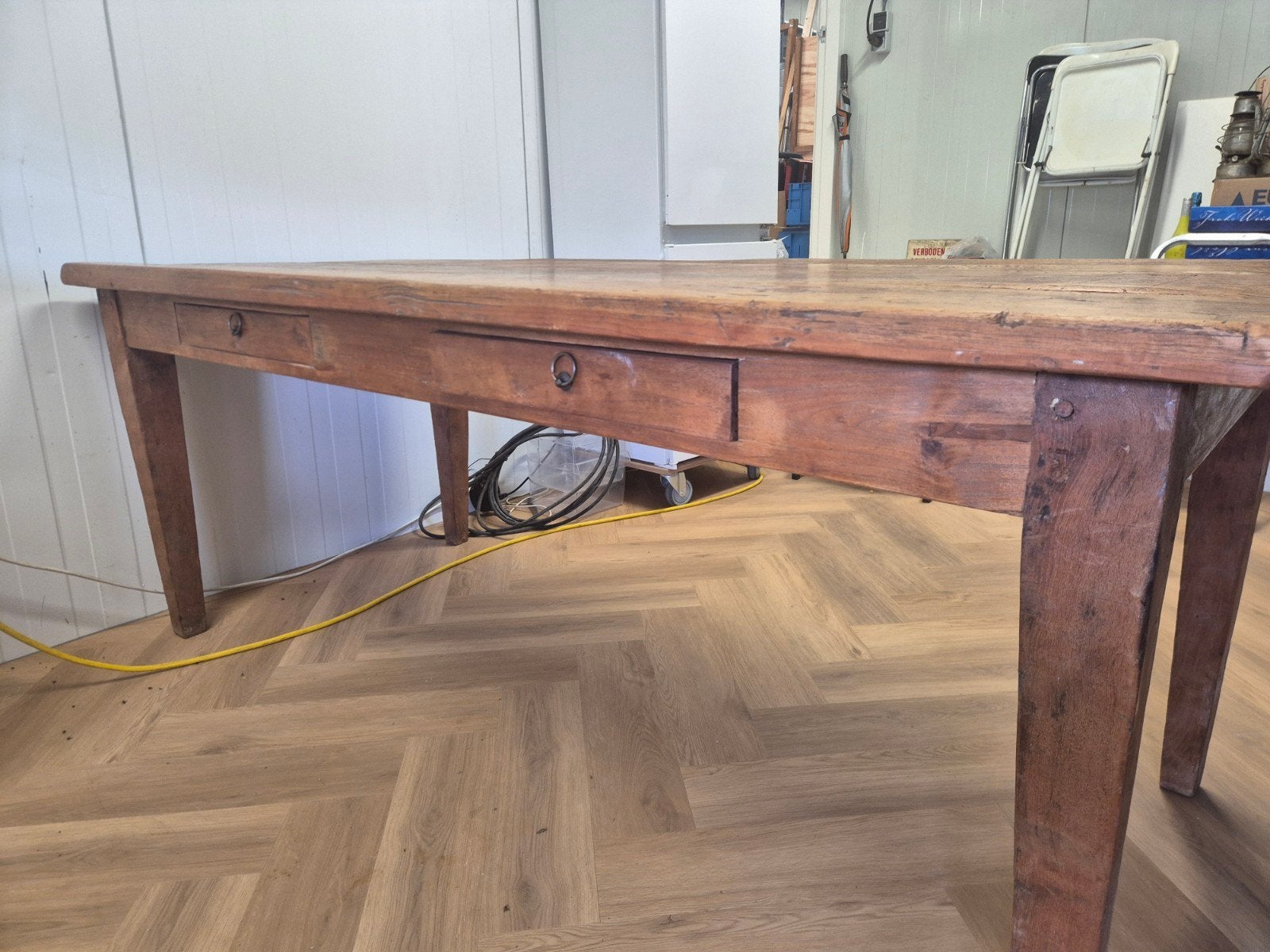 Te koop: stoere houten tafel, Huis en Inrichting, Ophalen, Gebruikt, Stoer, 200 cm of meer