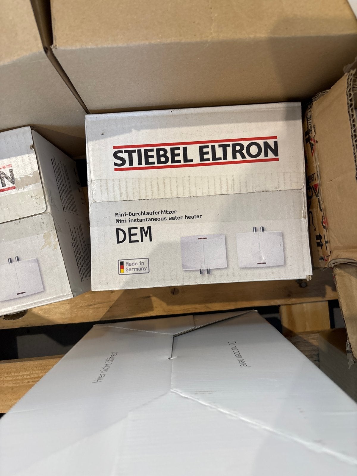 Nieuw Stiebel Eltron DEM Mini-doorstroomverwarmer, Doe-het-zelf en Verbouw, Aardgas, Ophalen of Verzenden, Minder dan 3 jaar oud