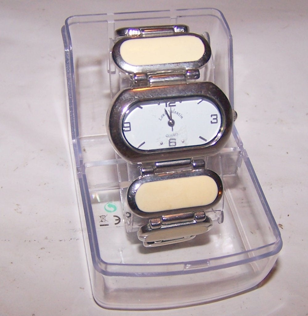 Prachtig Louis Valentin Swiss Design Dames Horloge. Izgs., Overige merken, Staal, Staal, Polshorloge