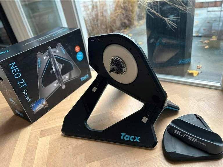 Tacx Neo 2T Smart T2875 trainer, Ophalen, Nieuw, Helm