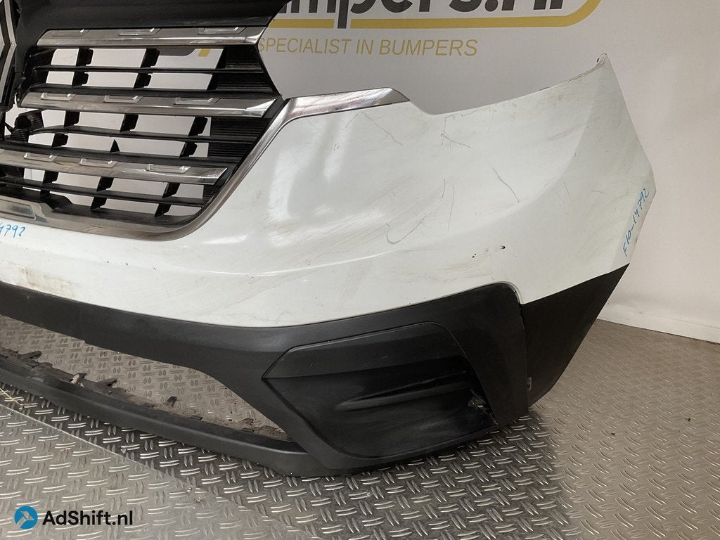 Bumper Renault Trafic 3 Facelift 22-25 620226941R Voorbumper, Bumper
