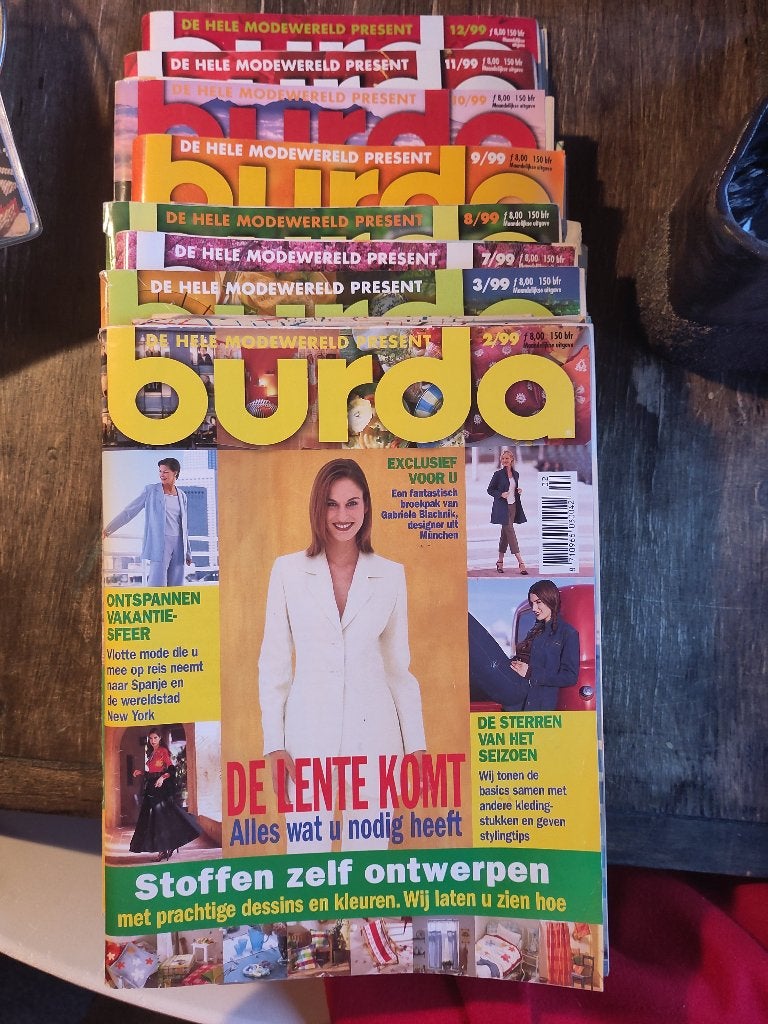 Burda 1999 - 8 nummers, Hobby en Vrije tijd, Kledingpatronen, Vrouw, Overige typen, Gebruikt, Burda