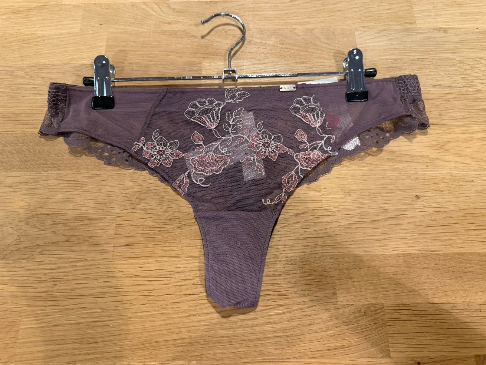 Chantelle string 40 NIEUW!! Nu €5, Ophalen of Verzenden, String