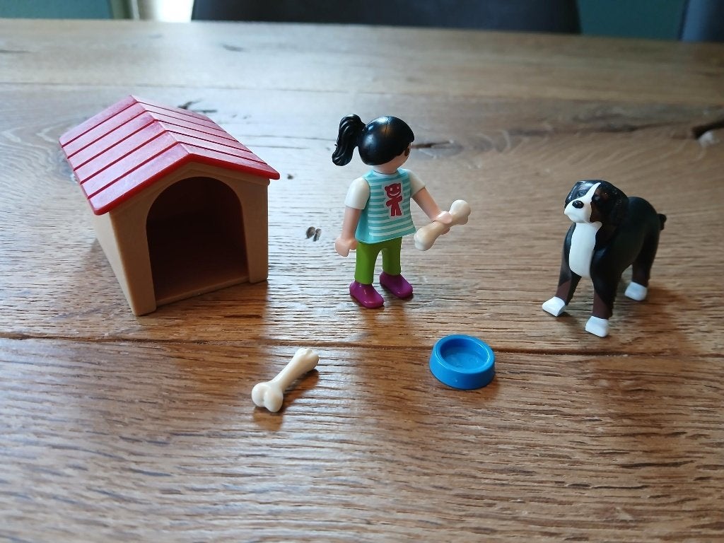 Playmobil Country Jongen met hond - 70136, Ophalen of Verzenden, Zo goed als nieuw, Complete set