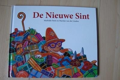 DE NIEUWE SINT Mathilde en Martijn van der Linden, Ophalen of Verzenden, Zo goed als nieuw, Fictie algemeen