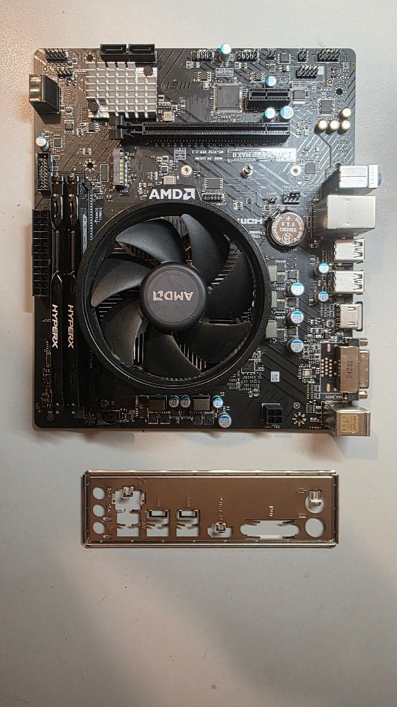 MSI B450M-A PRO MAX II + Ryzen5 2600 + 8GB RAM, Computers en Software, Gebruikt, DDR4, Ophalen of Verzenden, Micro-ATX