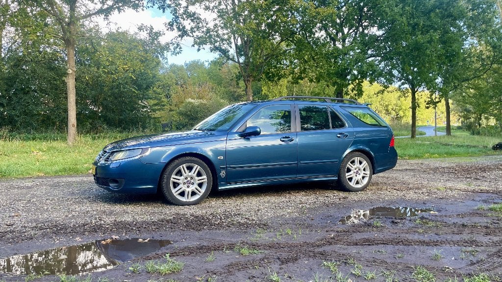 Saab 9-5  2.3 Turbo  2005, 1800 kg, Zwart, 4 cilinders, 2290 cc
