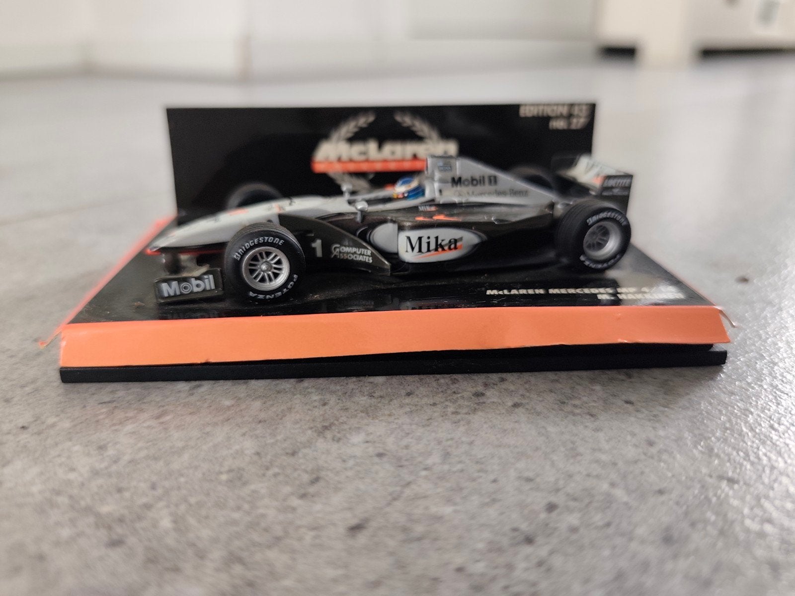 McLaren Mercedes MP4/14 M. Hakkinen modelauto, Ophalen of Verzenden, Zo goed als nieuw, Auto, Overige merken