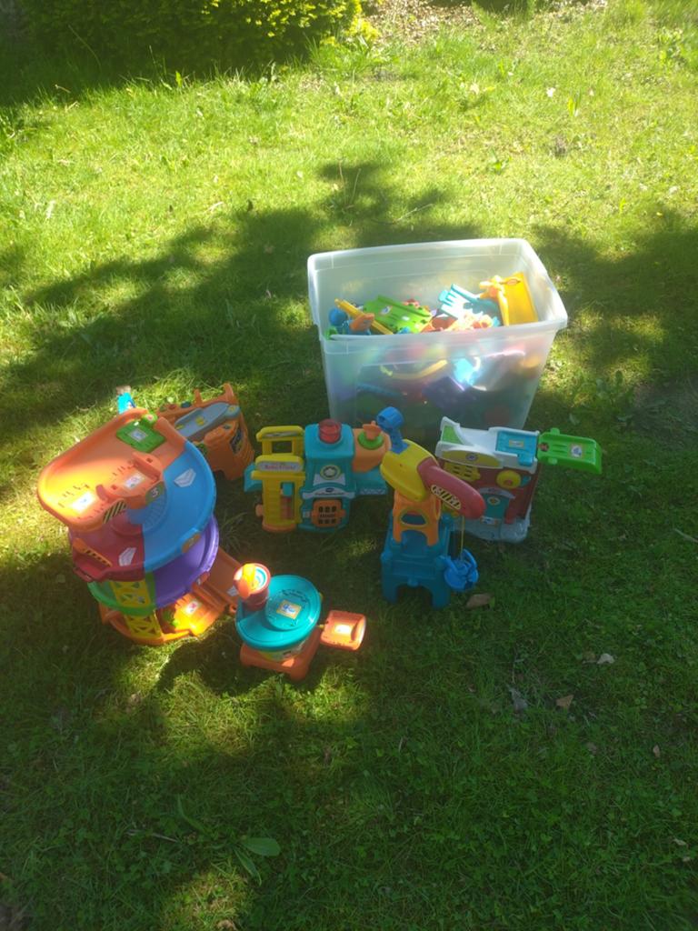 VTech Toet Toet Auto's speelset met opbergbak, Kinderen en Baby's, Speelgoed | Overig, Gebruikt, Jongen of Meisje, Ophalen