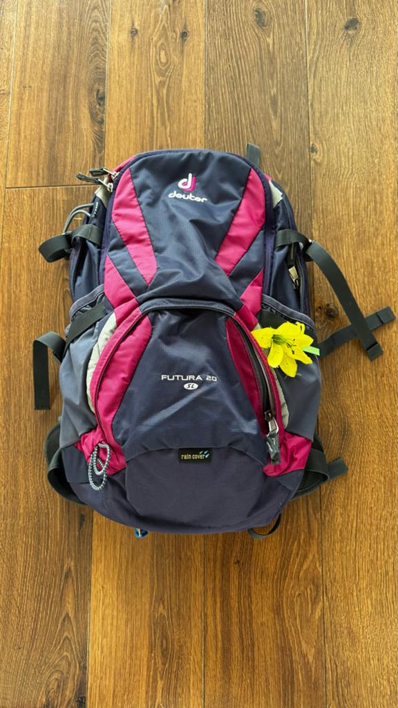 Mooie Deuter Futura 20 SL rugzak met regenhoes, Sport en Fitness, Bergsport en Wandelen, Ophalen of Verzenden, Zo goed als nieuw