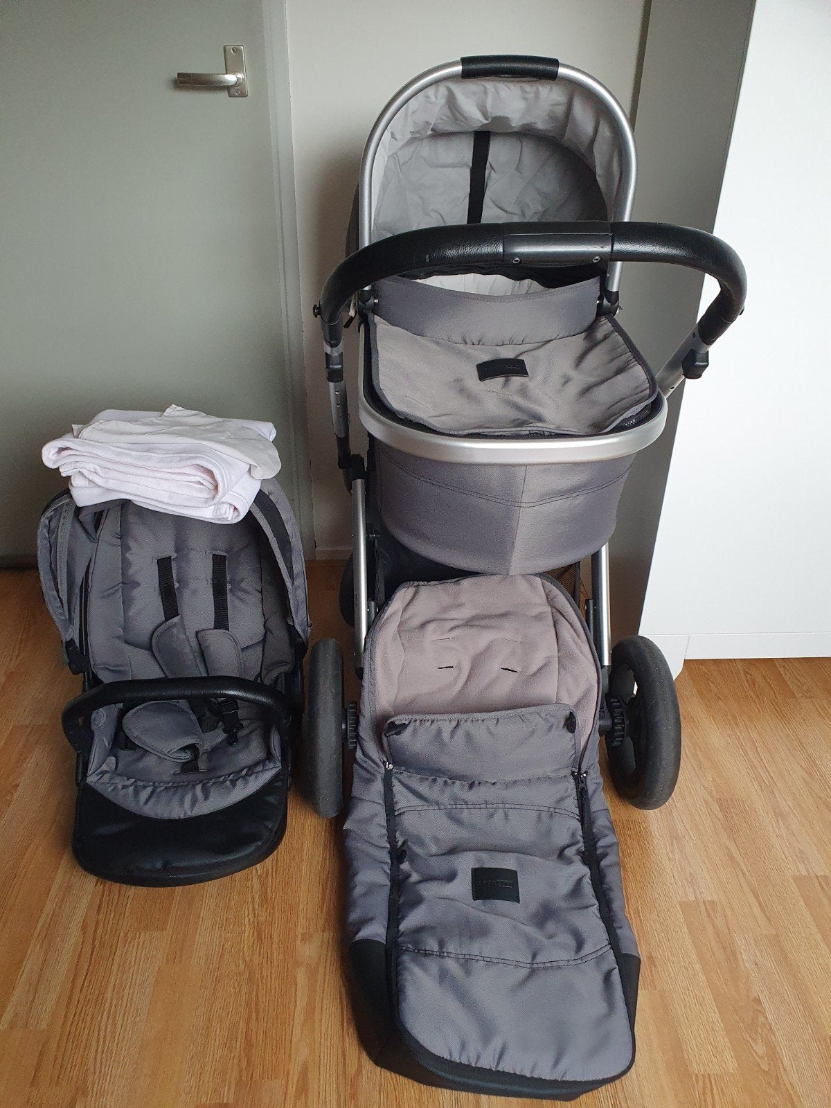 TRANSIT BY MUTSY KINDERWAGEN, Kinderen en Baby's, Kinderwagens en Combinaties, Ophalen, Gebruikt, Mutsy