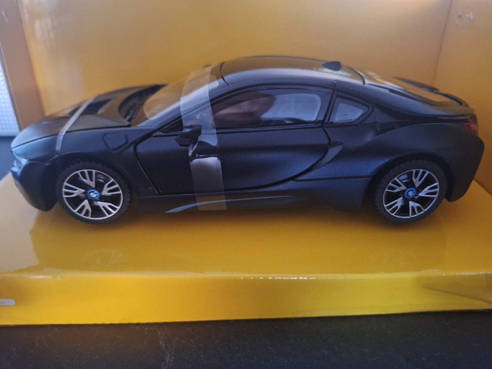 BMW i8 2015 Schaal 1:24, Overige merken, Auto, Raster, Nieuw