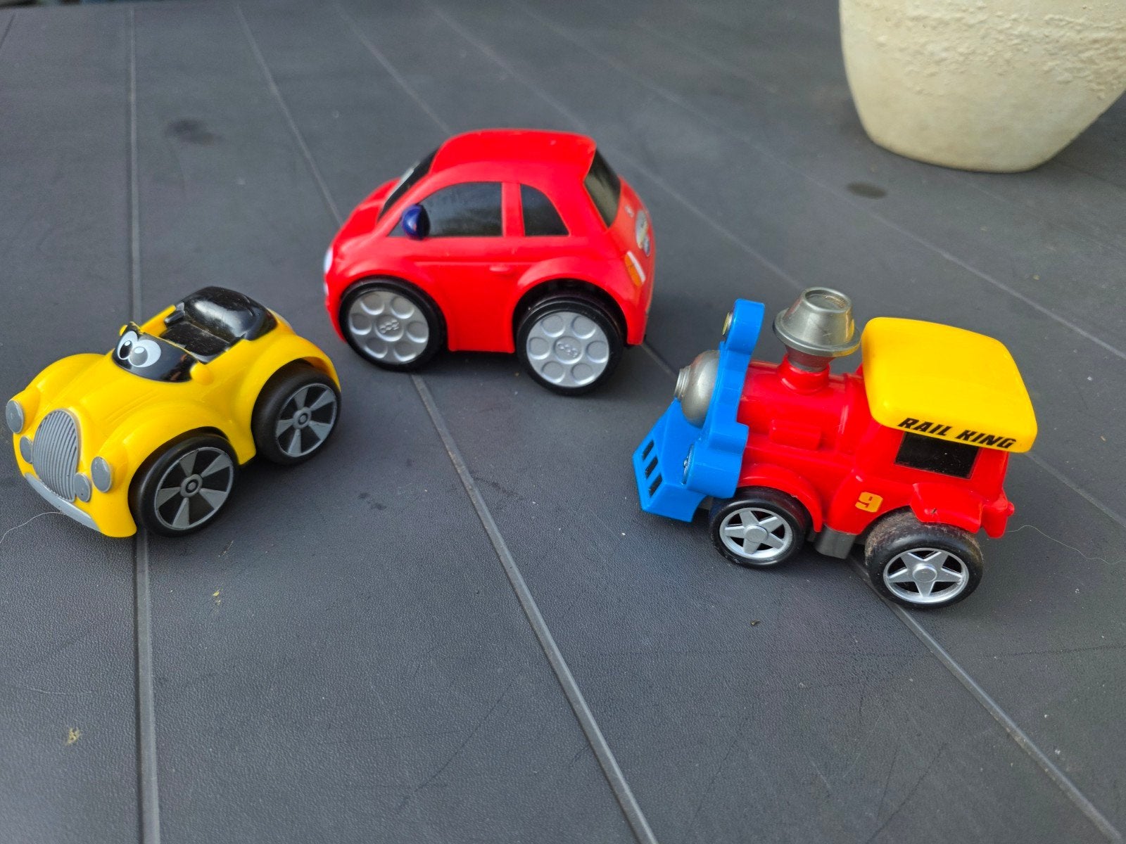 Set van 3 speelgoedvoertuigen: 2 auto's en 1 trein, Ophalen, Gebruikt