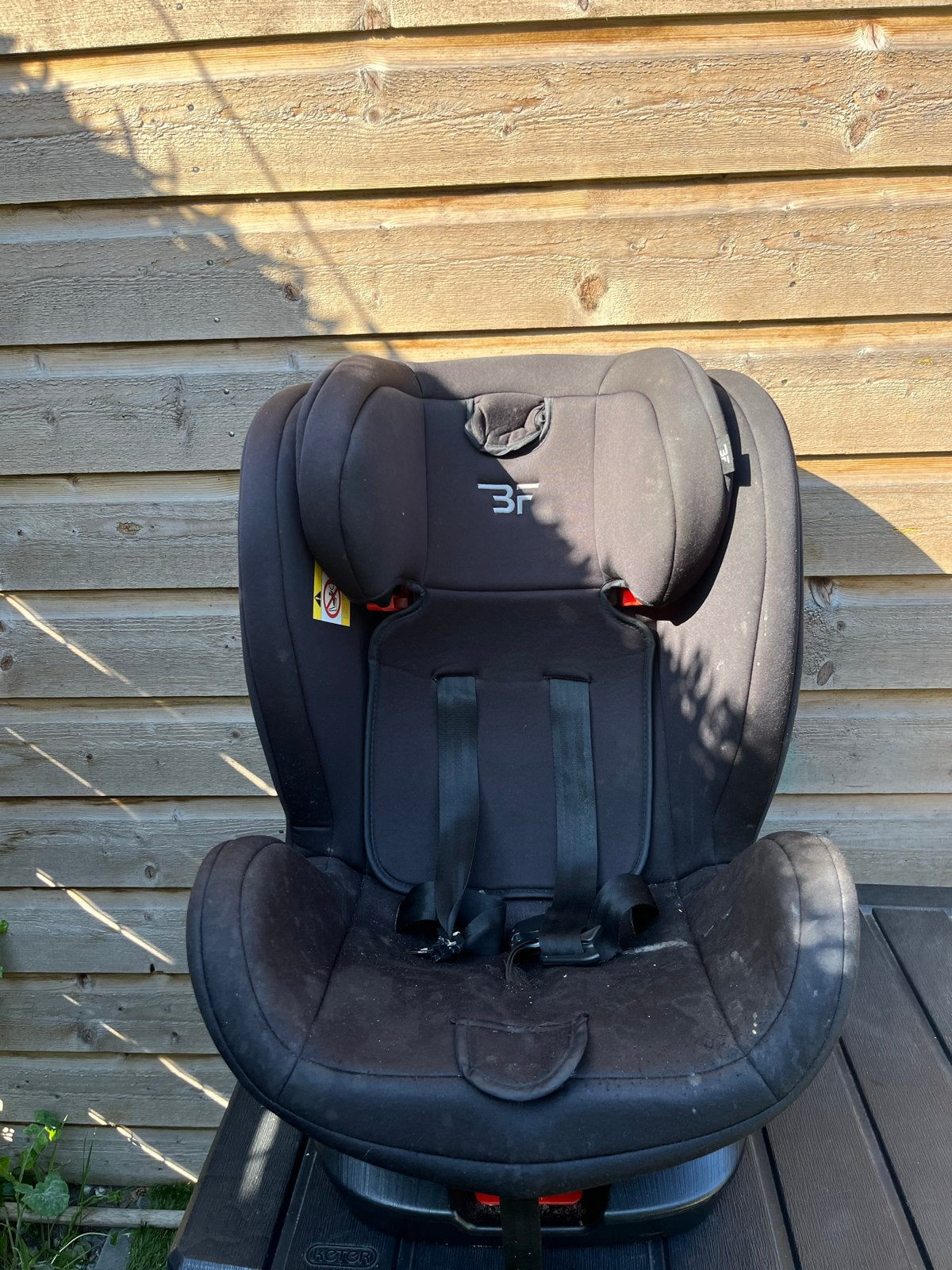 Zwart kinderautostoeltje - Gebruikt, Verstelbare rugleuning, 9 t/m 36 kg, Ophalen, Overige merken